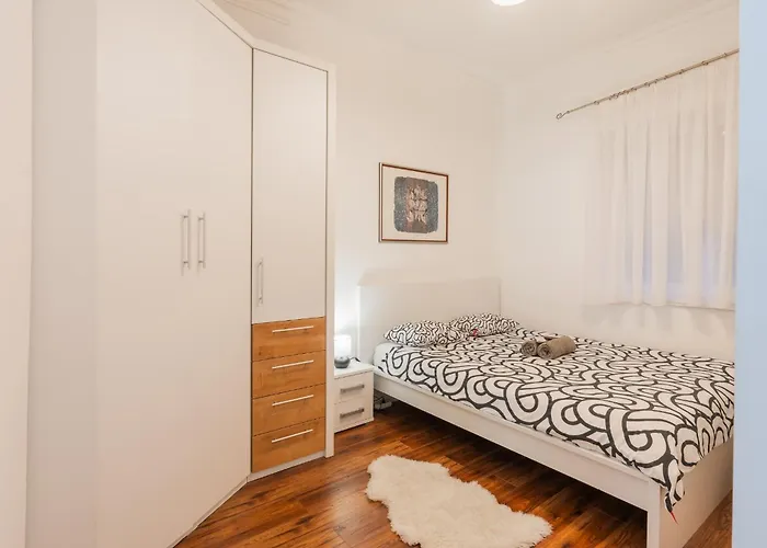 Linden Korzo 公寓 *